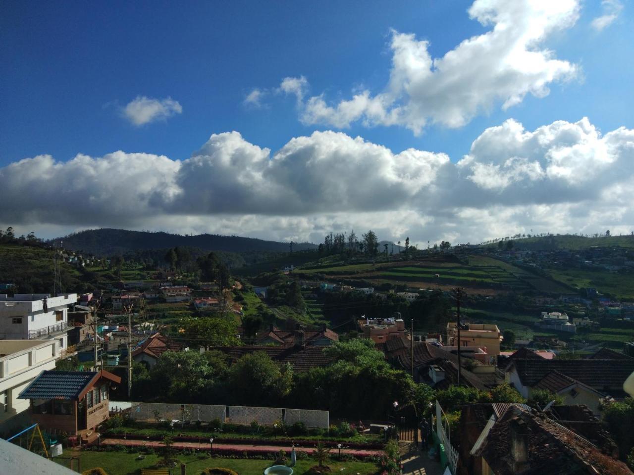 Drizzle Drop Inn Ooty Exterior foto