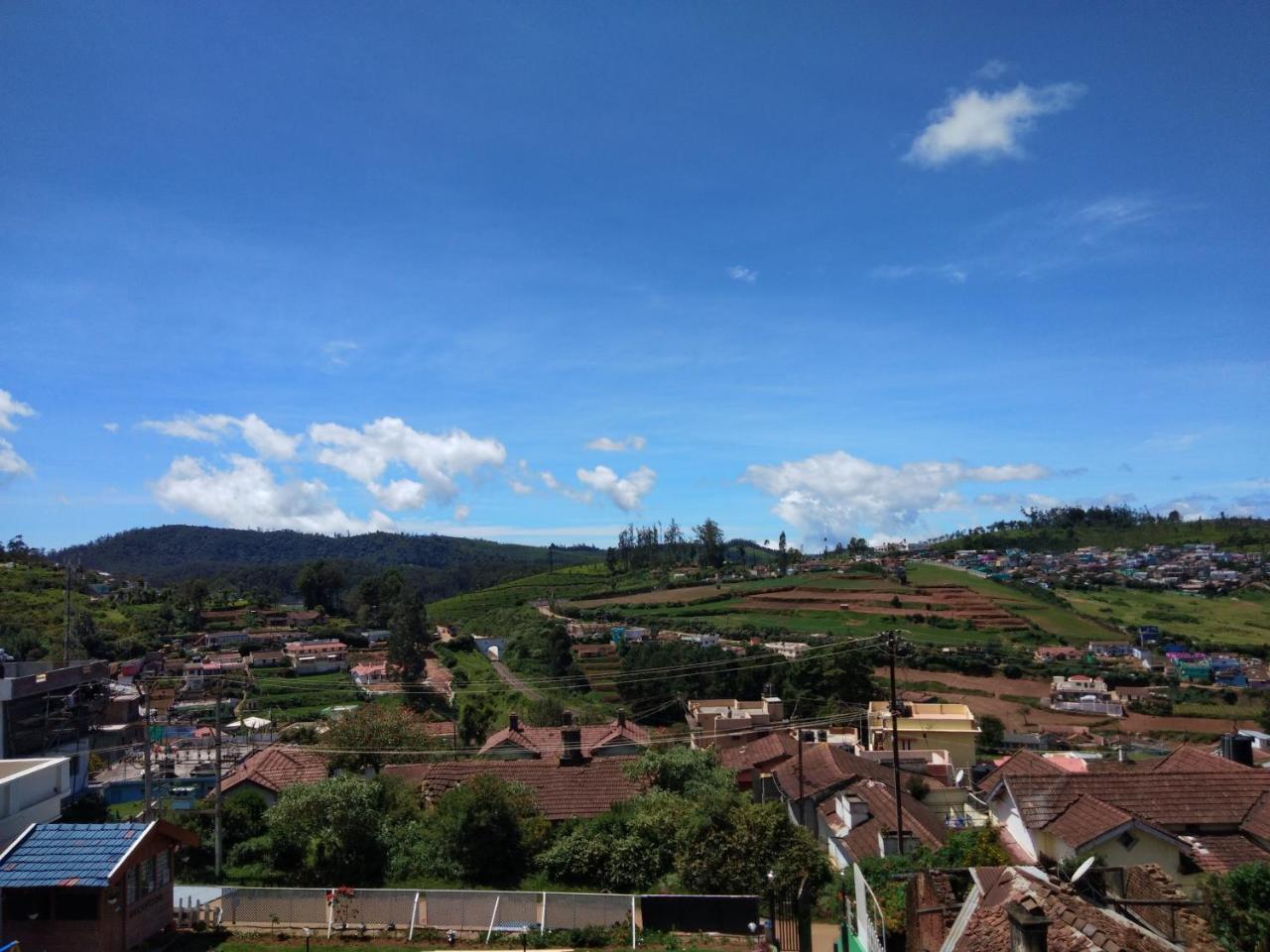 Drizzle Drop Inn Ooty Exterior foto